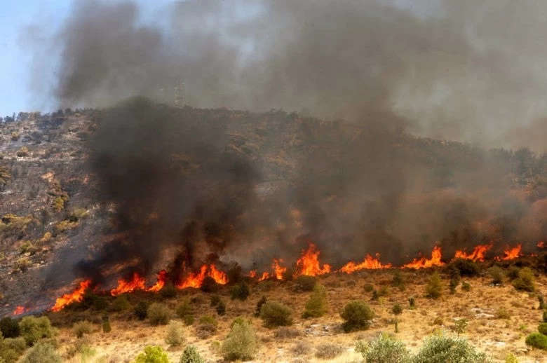 Συναγερμός στην Πυροσβεστική – Πυρκαγιά στο Σέιχ Σου